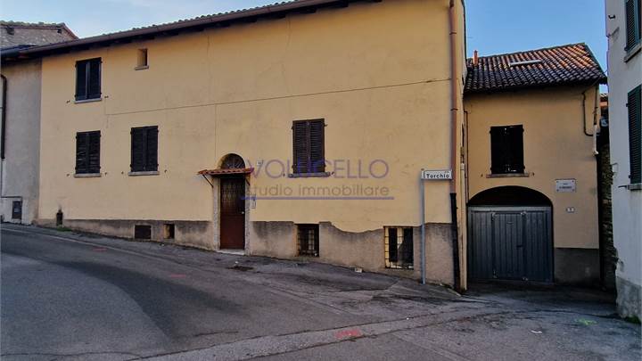 EUPILIO vendo BILOCALE a reddito con posto auto